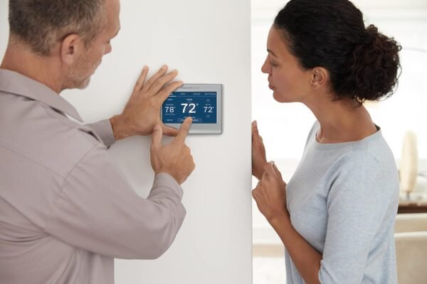 Honeywell Home RENEWRTH9585WF Smart Color…